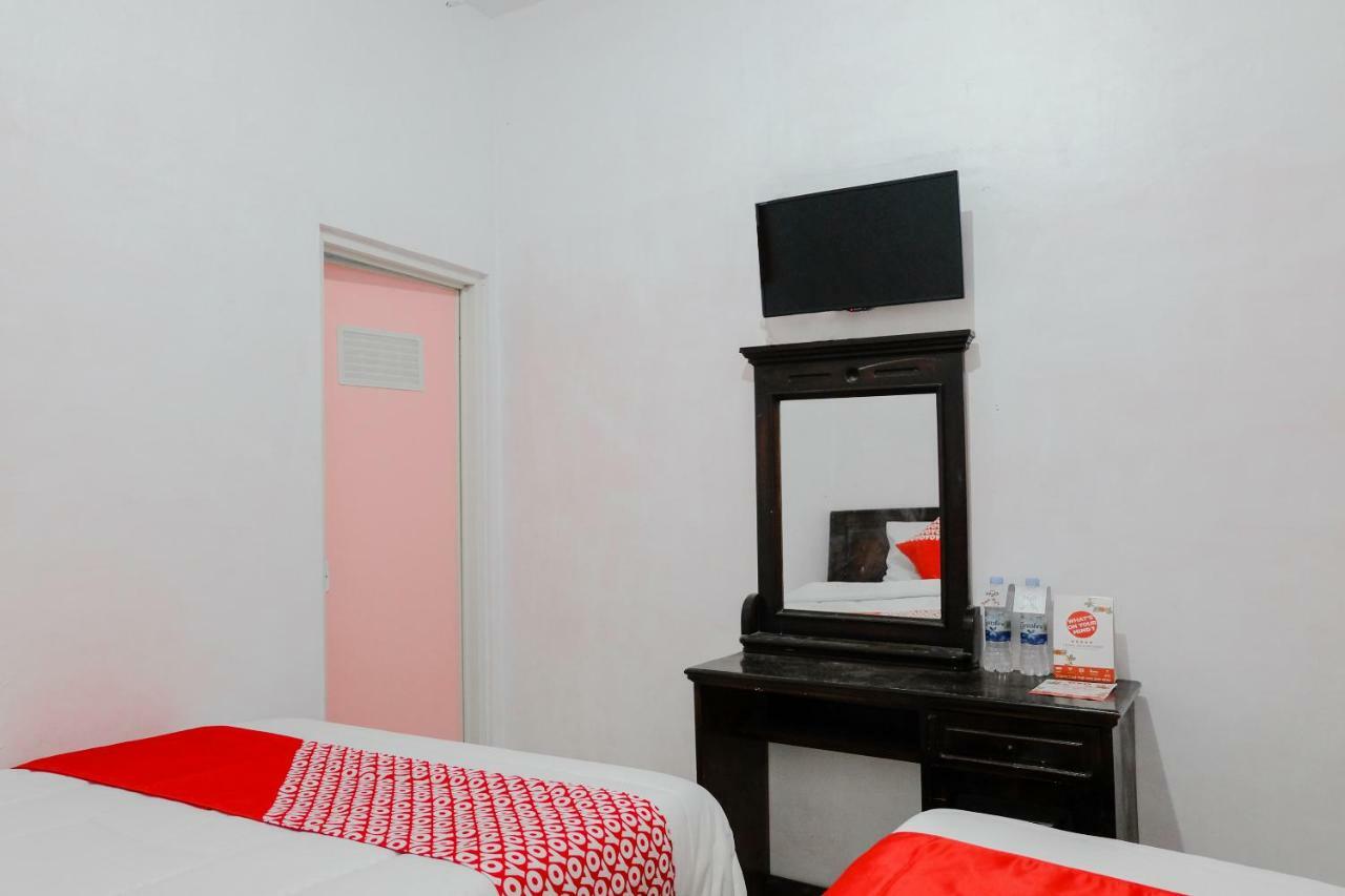 Oyo 1351 Tanggulasi Resto & Residence Syariah Magetan المظهر الخارجي الصورة