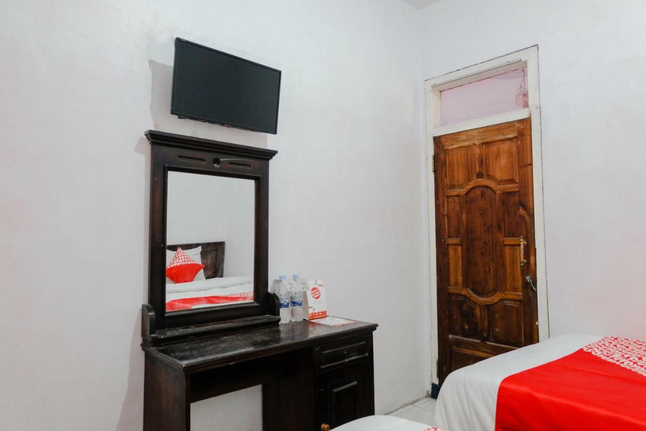 Oyo 1351 Tanggulasi Resto & Residence Syariah Magetan المظهر الخارجي الصورة